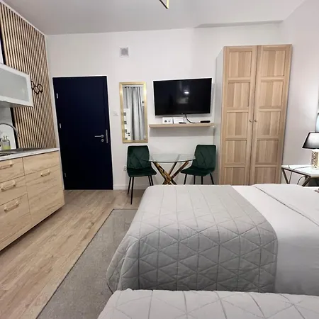 Apartamenty Pokoje Willa Bielany Warsaw Exterior photo
